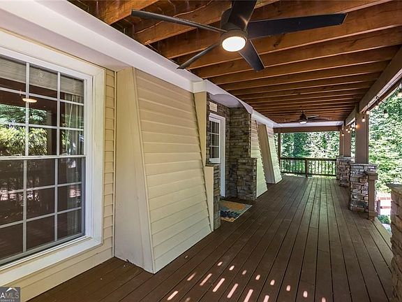 3rd image of 3450 Winfair Pl