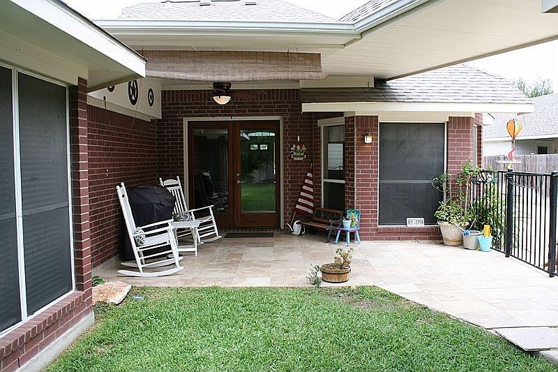 1st image of 3011 Luminoso Ln E