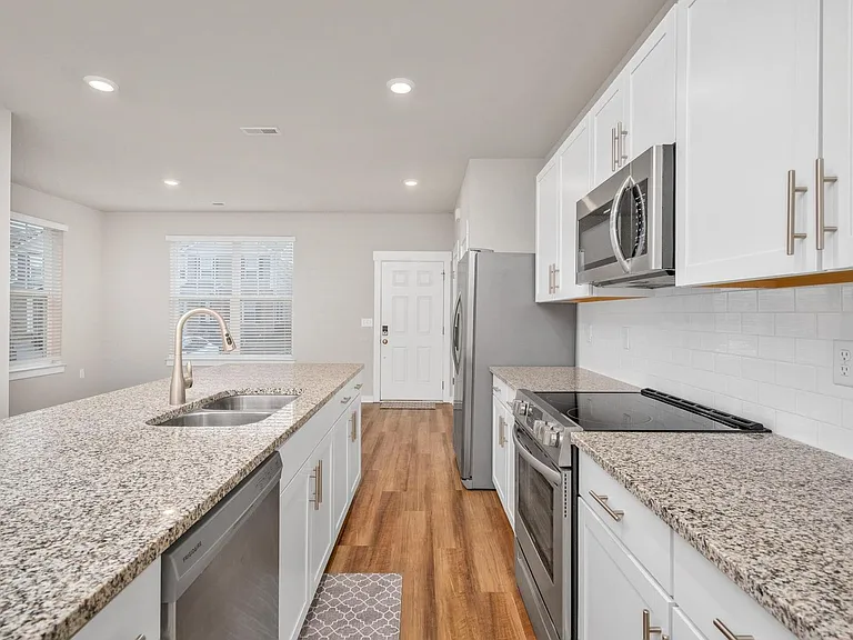 4228 Gandalf Ln — Photo 9
