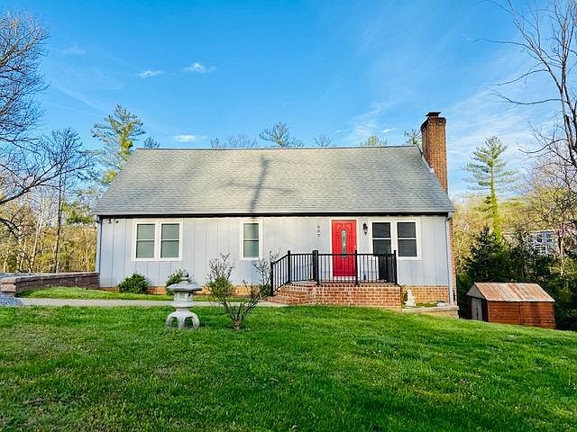 1st image of 207 Catalpa Pl