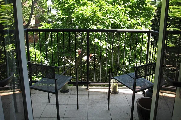 Rented by Corcoran | media 31