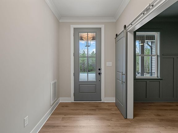 3rd image of 350 Pilot Ridge Rd