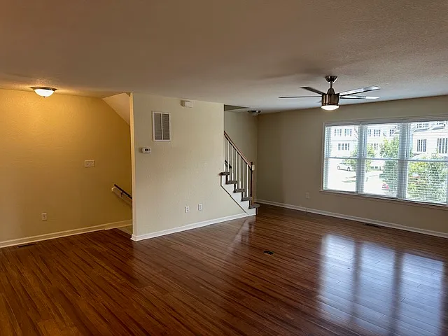 5816 Miss Coral Ct — Photo 13
