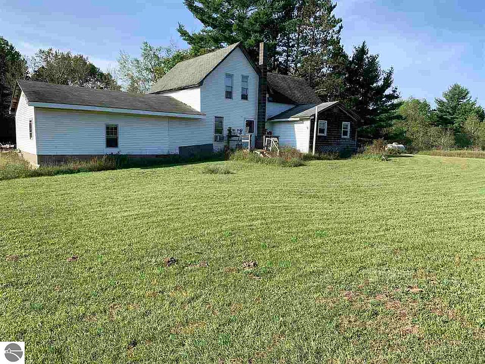 21522 Twenty Mile Rd, Tustin, MI 49688 Zillow