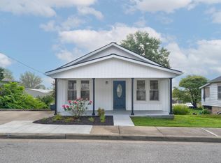 307 N Chestnut St, Huntingburg, IN 47542