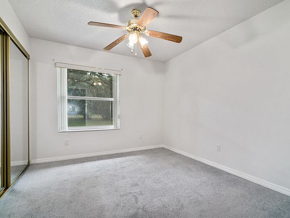 3rd image of 13874 NE 46th St