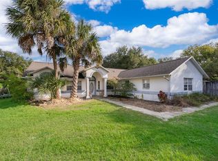 4205 Laughlin Rd, Mount Dora, FL 32757