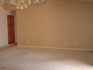 3rd image of 2002 N 109th Dr
