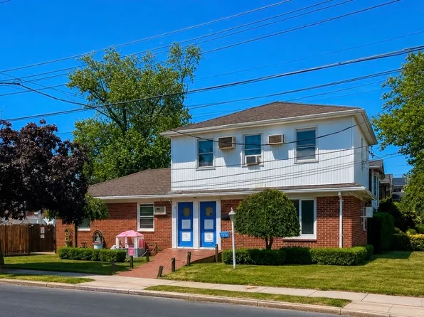 7519 Avenue X image 1 of 5