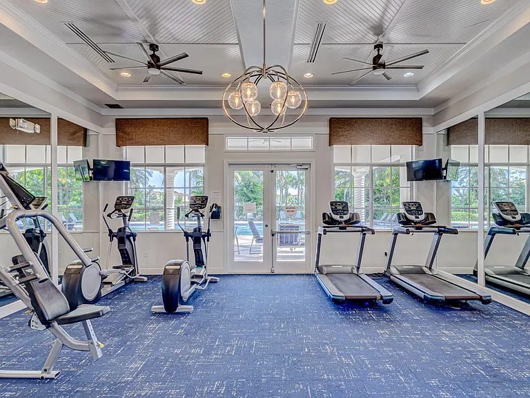 4147 Napoli Lake Dr — Photo 35