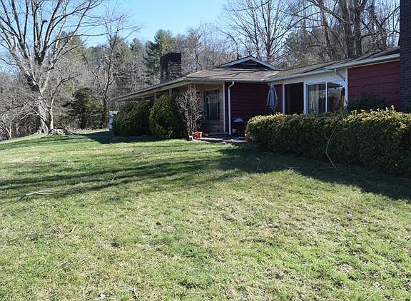 2nd image of 102 Leverette Dr