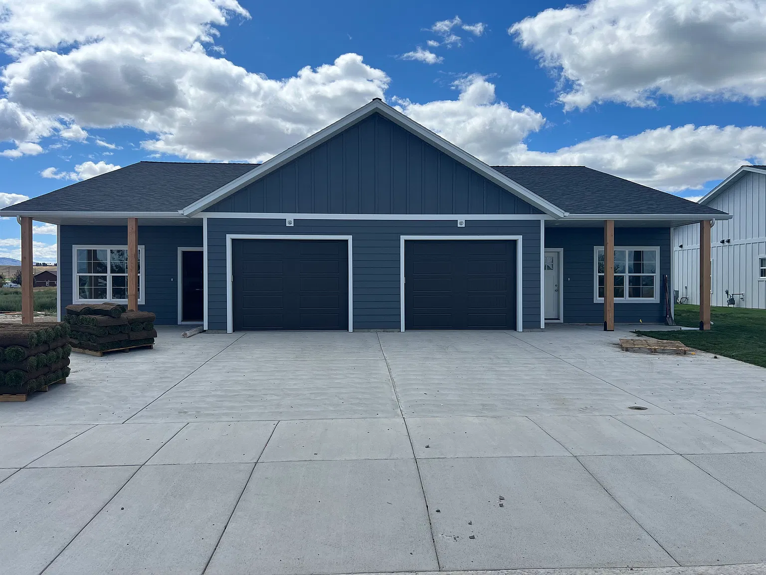 3 bed, 1248 sqft, $1,700 — Photo 1