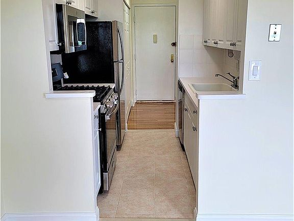 4th image of 20 Wendell St APT 17F
