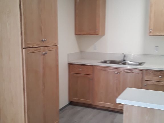 4th image of 14900 Lemoli Ave APT 5