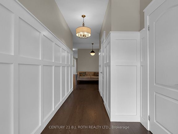 4th image of 2048 Allison St