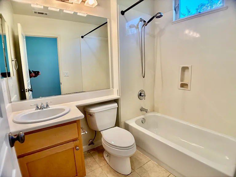 4466 Laird Cir — Photo 17