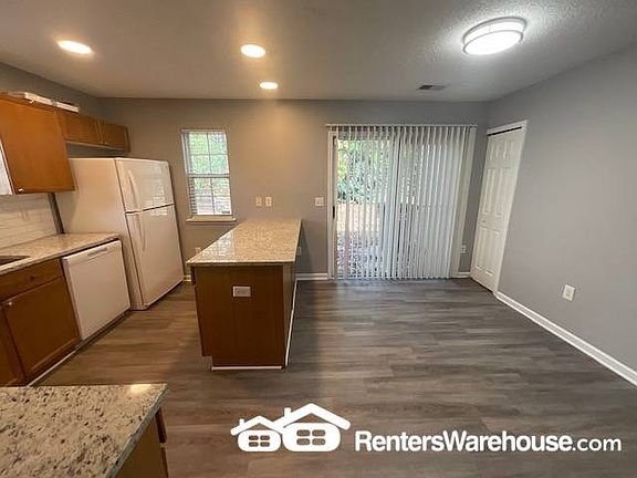 4th image of 7671 Petrea Ln