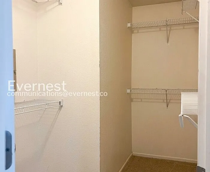 8215 Silver Glen Dr — Photo 7