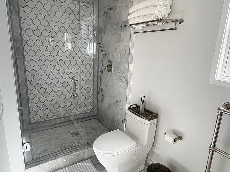 849 S Madison Ave — Photo 9