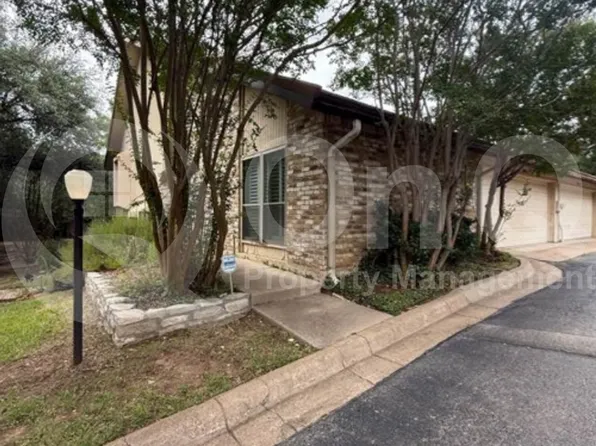 5809 Chimney Wood Cir, Fort Worth, TX 76112