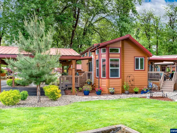 8372 Enchanted Way SE #101, Turner, OR 97392
