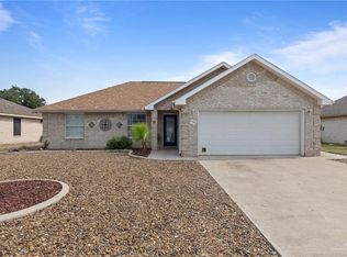 708 Lake View Dr, Mission, TX 78572