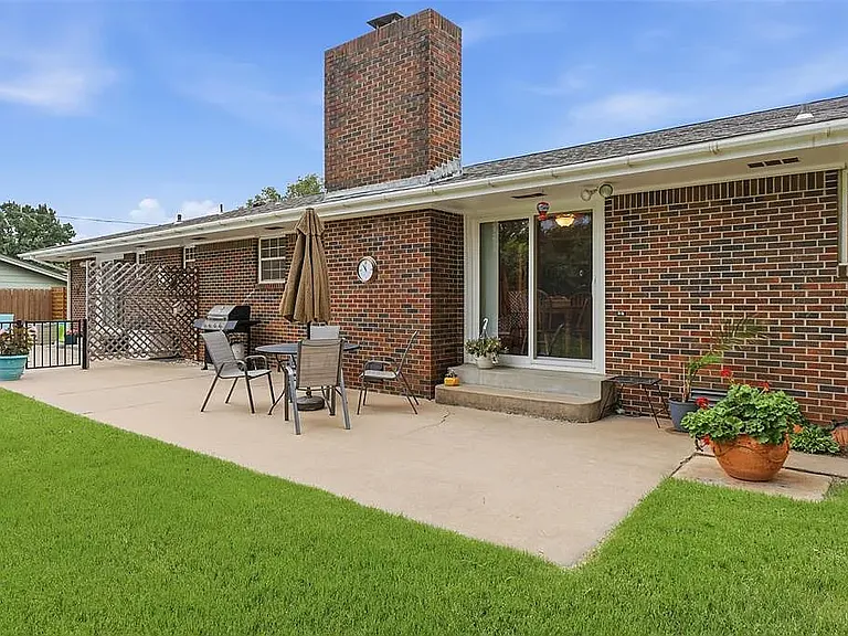 1024 W Will Rogers Dr — Photo 4