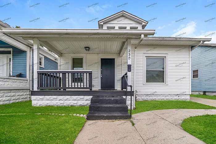 230 S 39th St