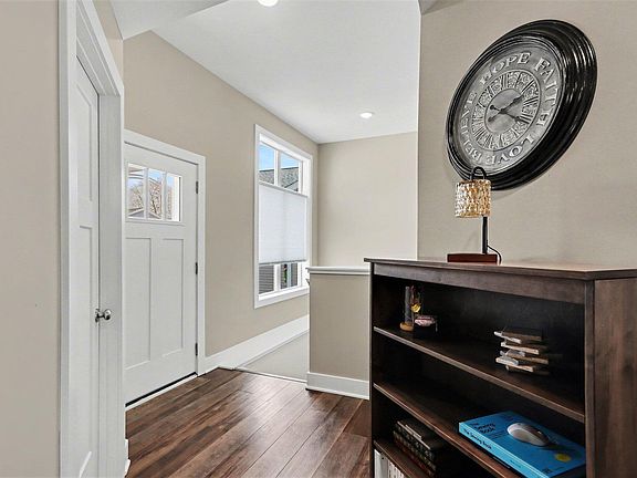 3rd image of 1369 S Village Cir