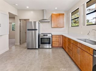 5224 Lennox Ave #1/2, Van Nuys, CA 91401