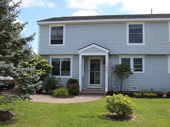 3rd image of 4 Coastal View Ct