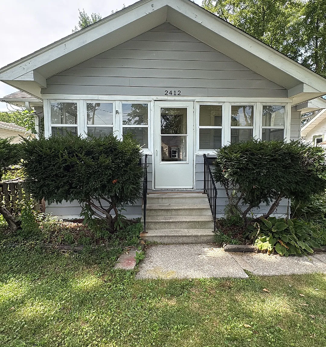 2 bed, 816 sqft, $1,295 — Photo 1