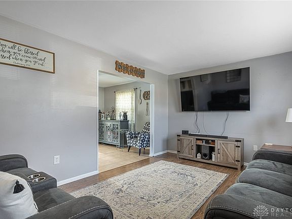 3rd image of 249 Bedford Ave