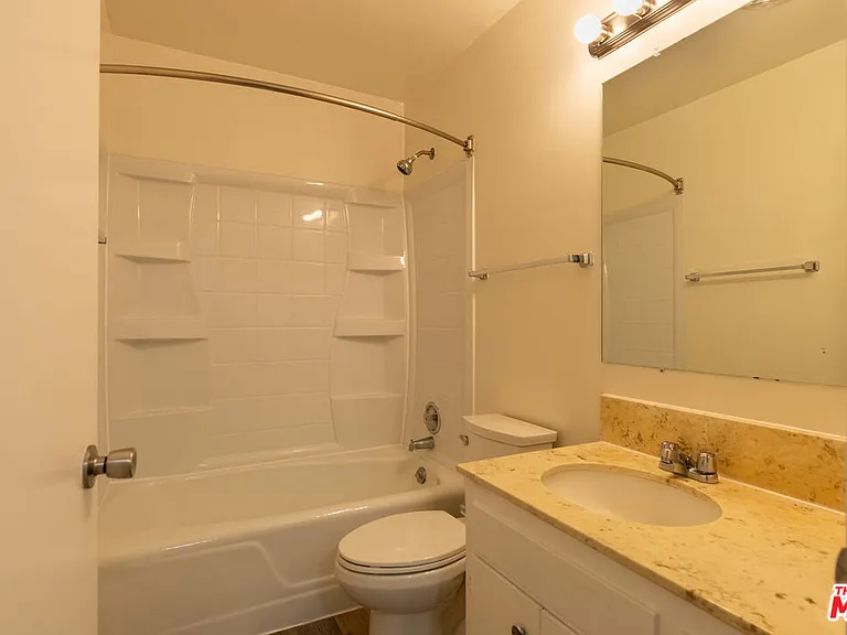 1538 Stanford St #5 — Photo 5