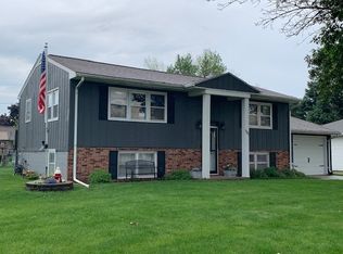 1235 7th St, Jesup, IA 50648