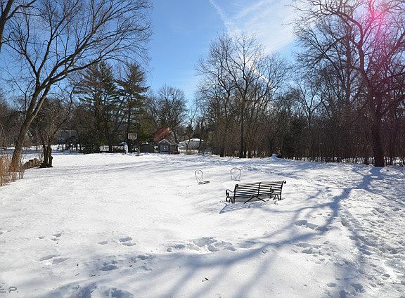 3rd image of 233 Traver Ave