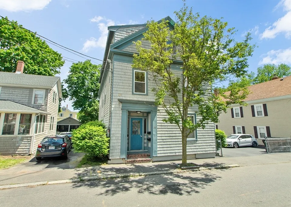 36 Upham St #2