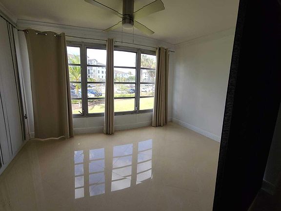 5th image of 9355 SW 8th St APT 222