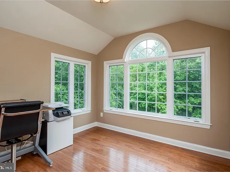 2123 Split Creek Ln — Photo 18