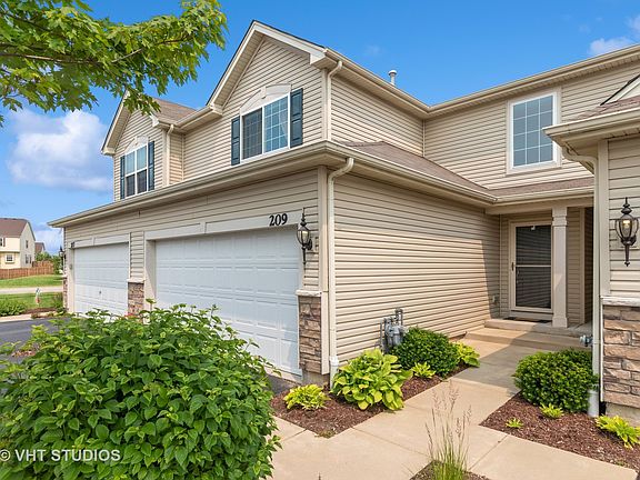 2nd image of 209 Wildmeadow Ln