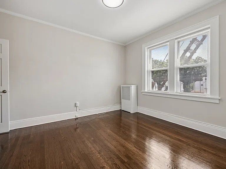 539 Joralemon Street Apts — Photo 16