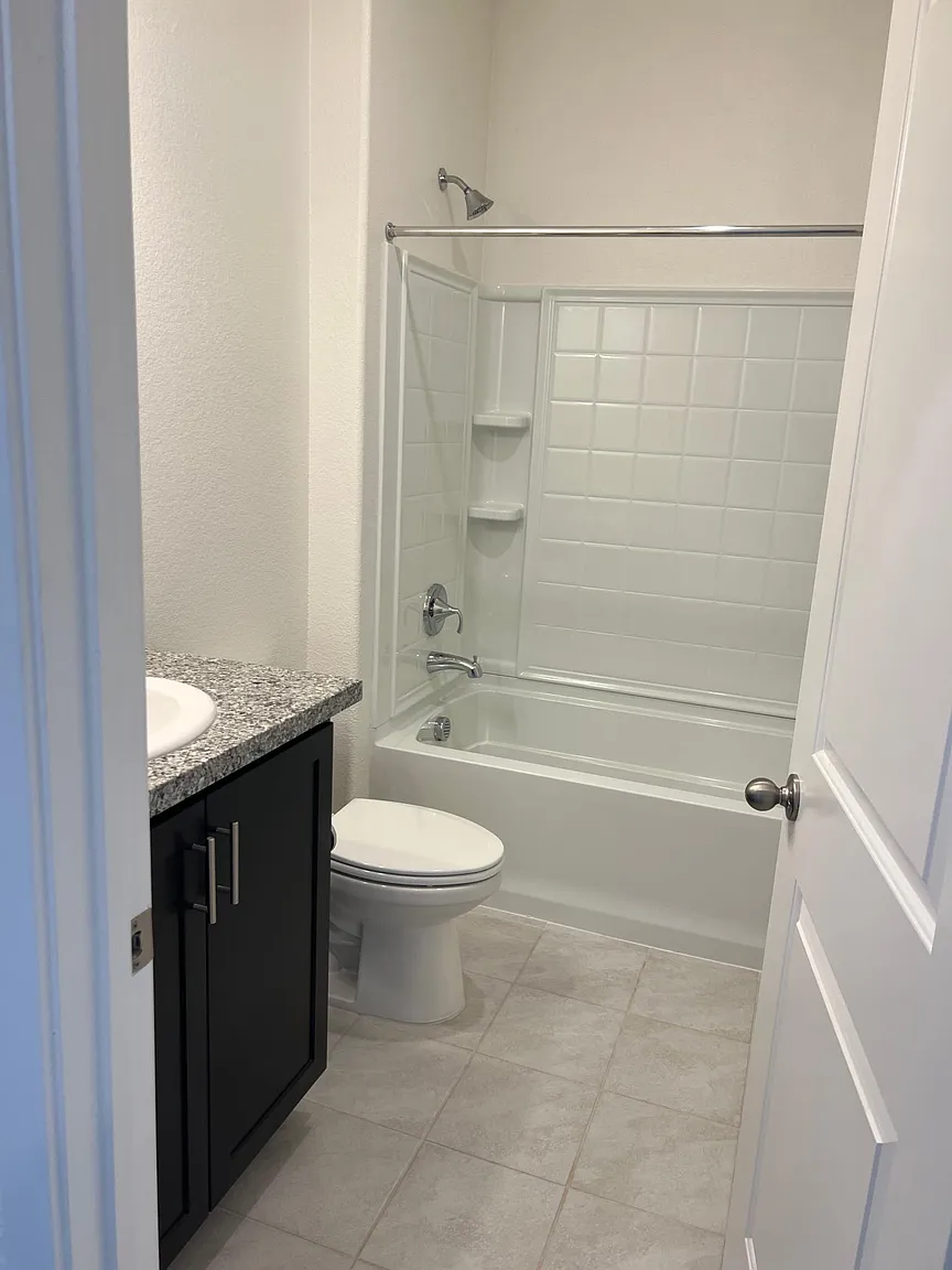 908 Osprey Dr photo 1