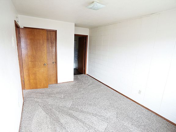 5th image of 1225 Birch St #5