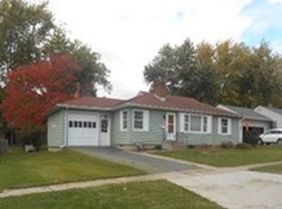 419 Terrace Dr, Sycamore, IL 60178