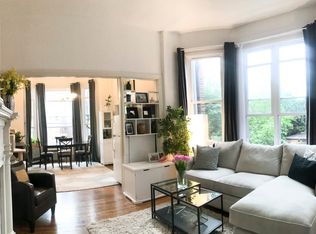 256 S 21st St APT 2R, Philadelphia, PA 19103