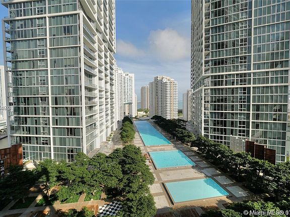 3rd image of 475 Brickell Ave APT 3414