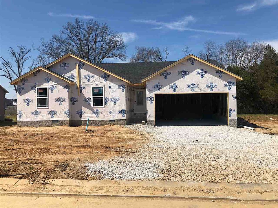 1st image of 421 Lansing Ln