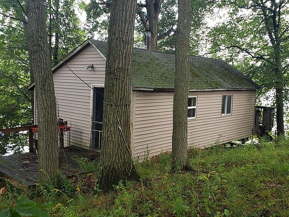 2nd image of 8828 Chain O Lakes Dr