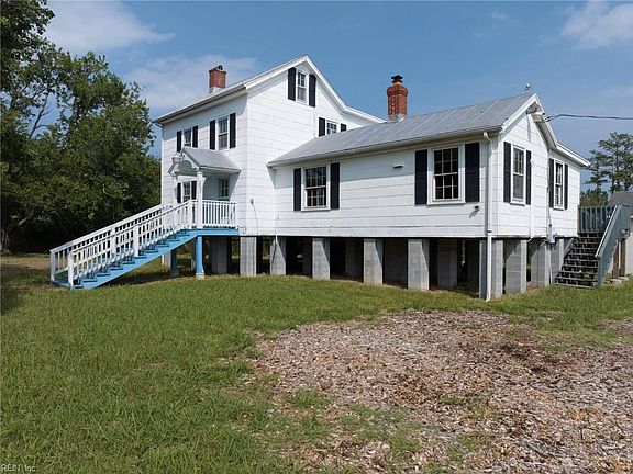 2nd image of 2122 Haven Beach Rd