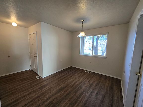 3rd image of 240 Morningside Dr APT 1